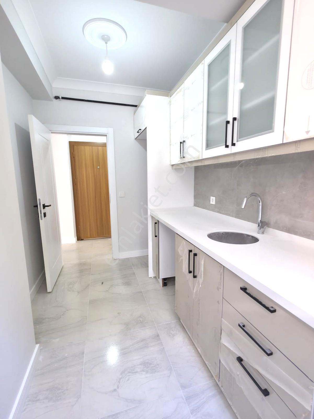 Apartment in İstanbul - Görünüm 3