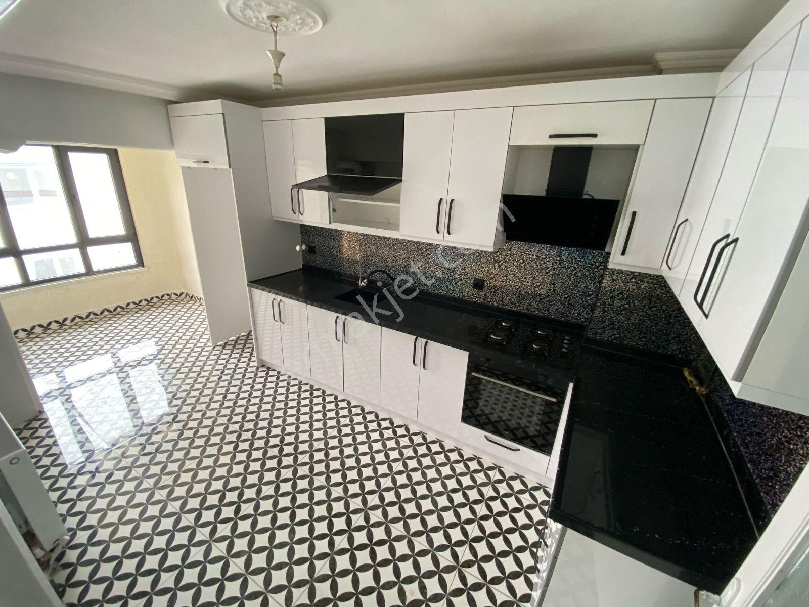 Apartment in Sincan, Pınarbaşı
