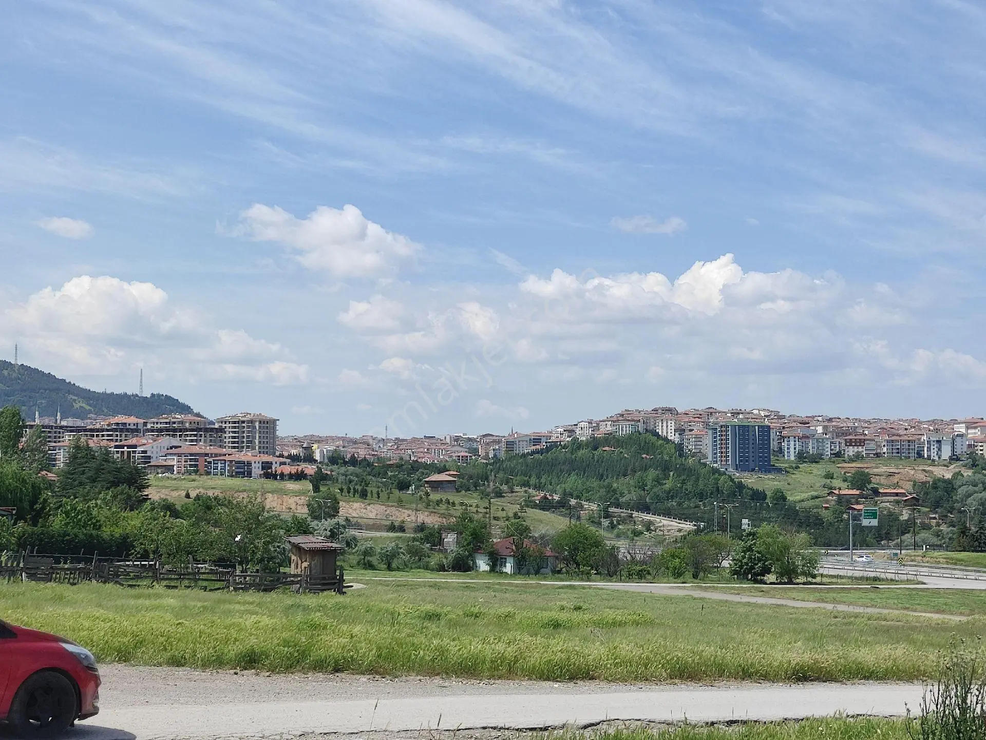 KARAPÜRÇEKTE SATILIK KONUT İMARLI ARSA CADDEYE YAKIN HİLAL EMLAK OFİSİNDEN - Görünüm 4