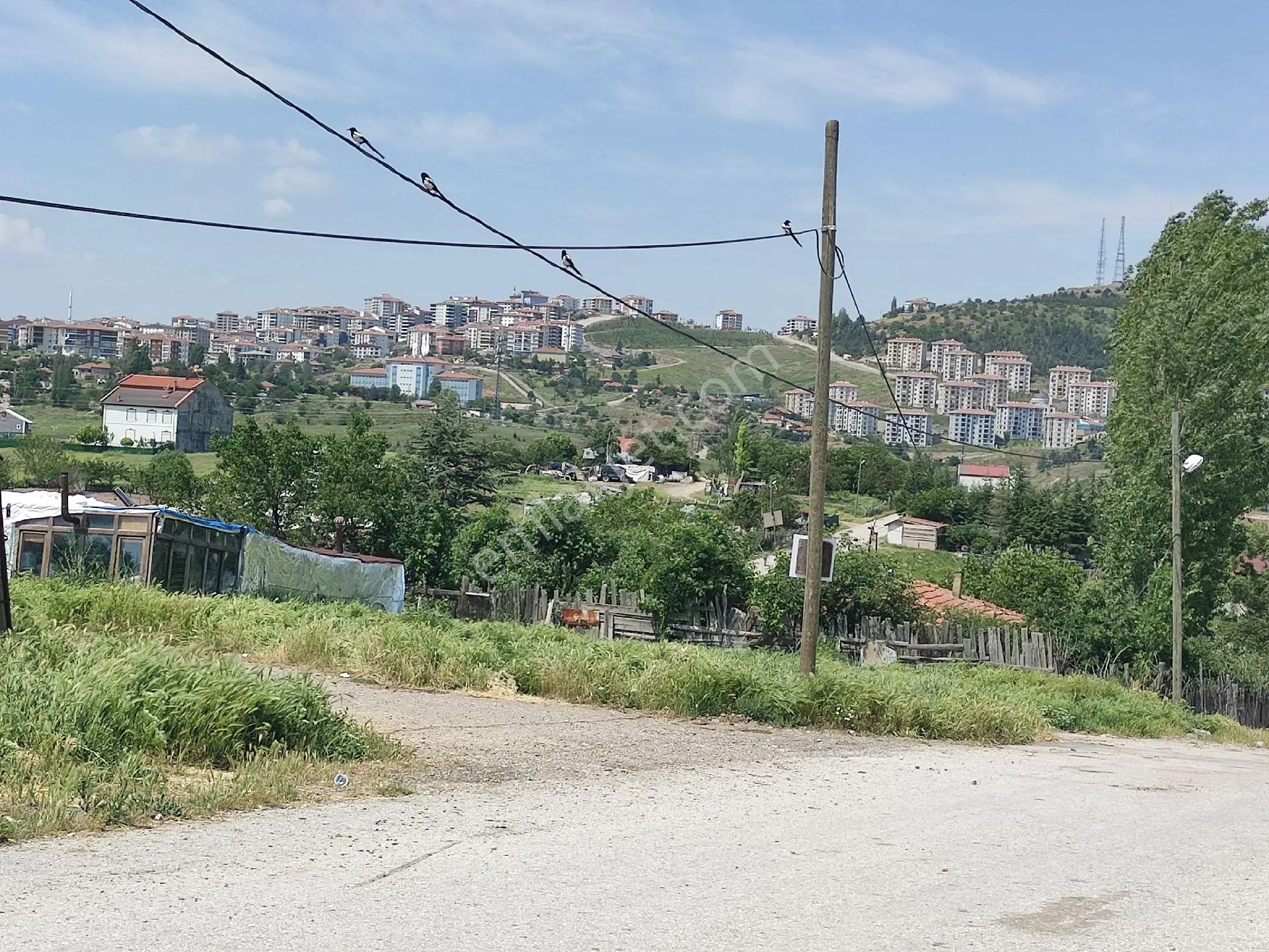 KARAPÜRÇEKTE SATILIK KONUT İMARLI ARSA CADDEYE YAKIN HİLAL EMLAK OFİSİNDEN - Görünüm 3