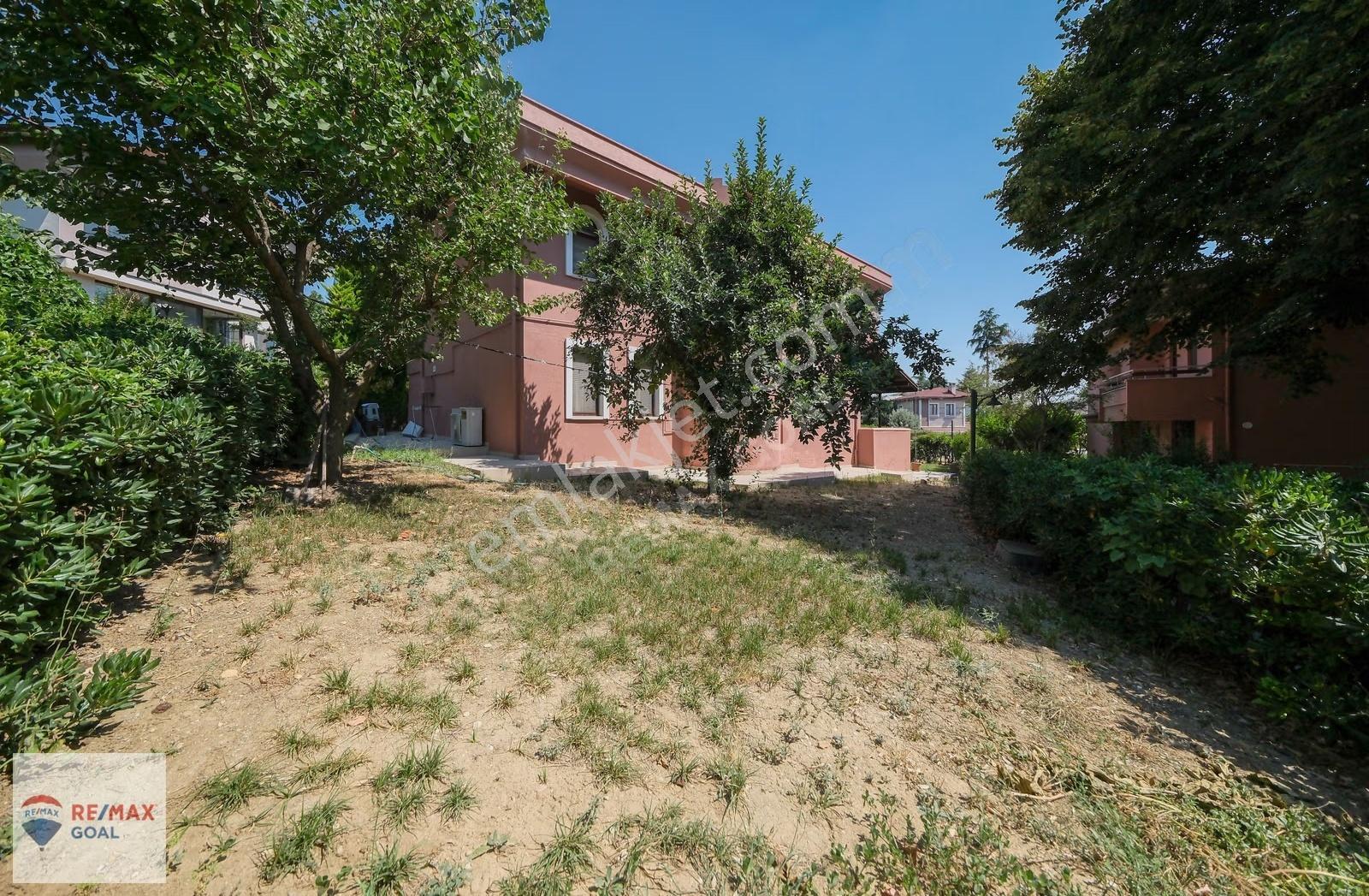 House in İstanbul - Görünüm 4