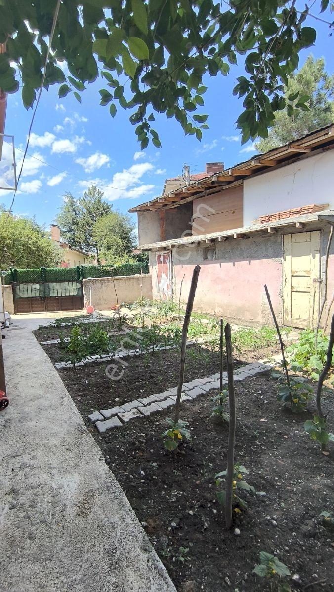 House in Çerkeş, Kiremitçi - Daha fazla