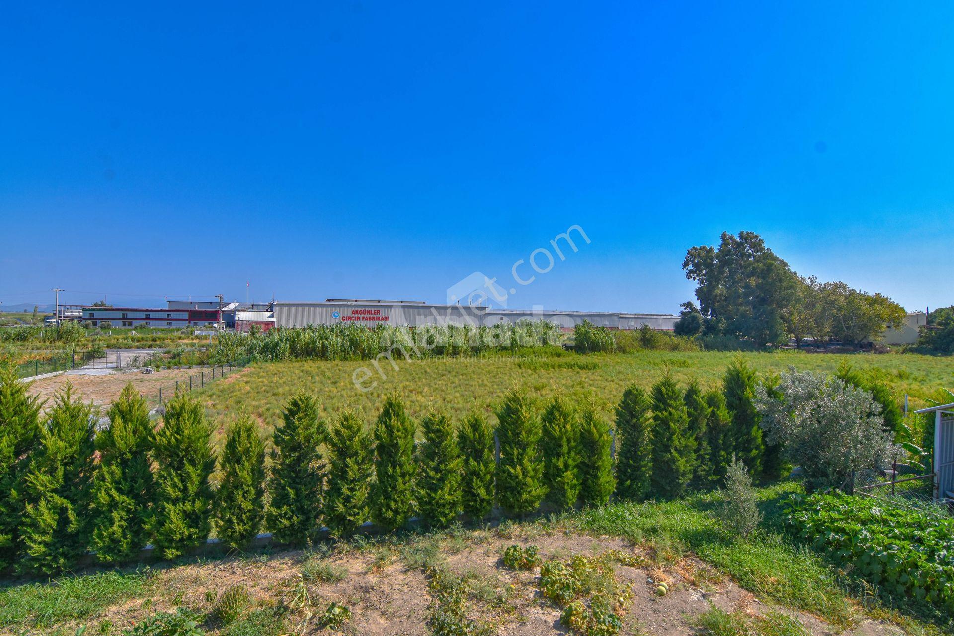 SÖKE GÜLLÜBAHÇEDE, PRİENE ANTİK KENT'E KOMŞU 700 M² İMARLI ARSA - Görünüm 5