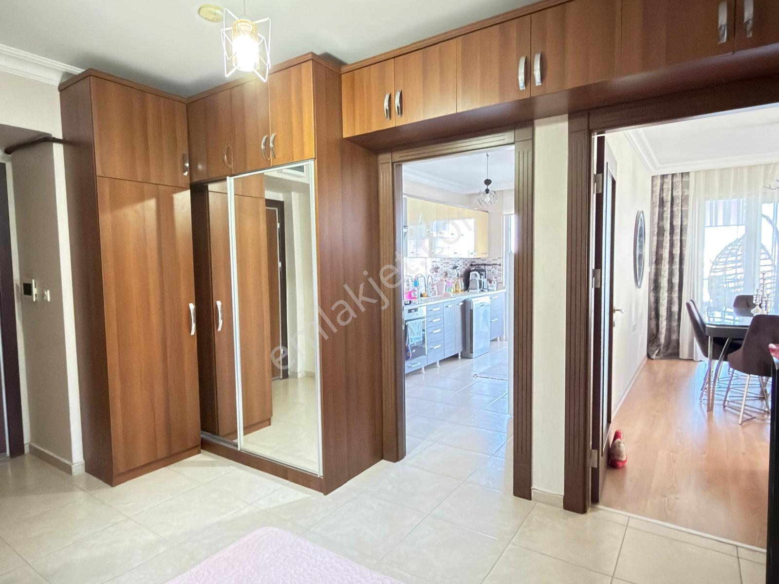 Batıkent Merkezi Konumda Ara Kat Geniş 3+1 Daire — fotoğraf 13