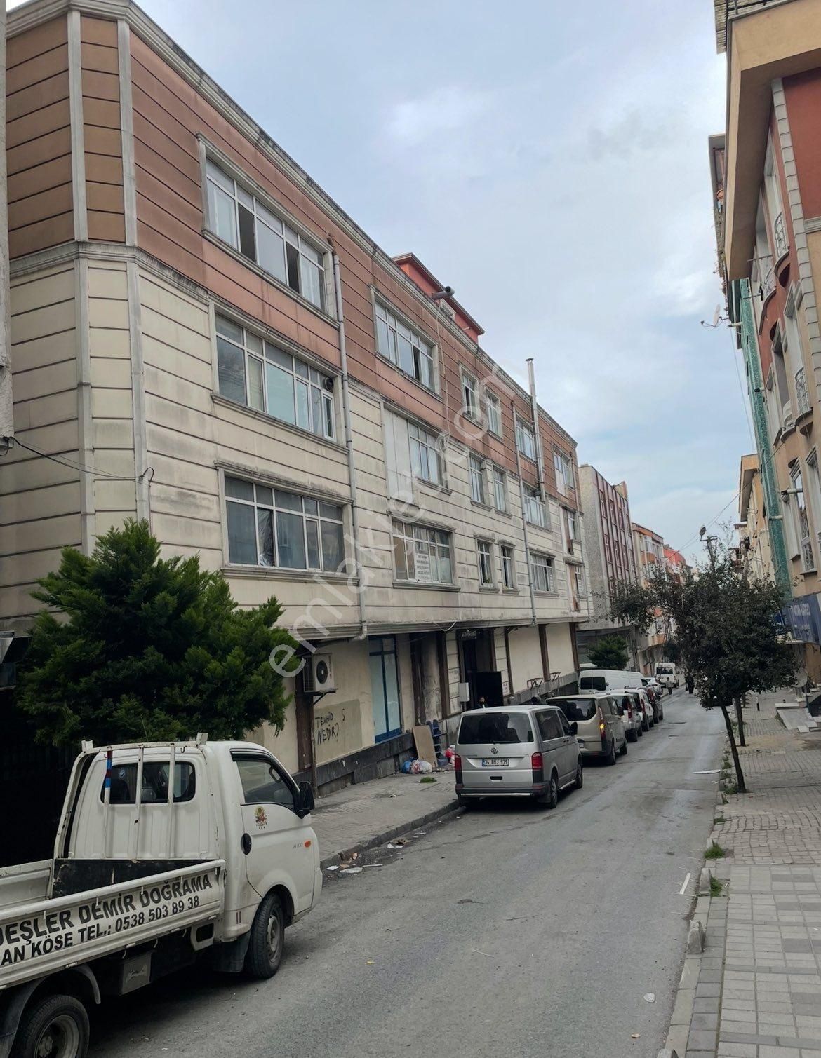 Bağcılar Güneşlide 1500 M2 İmalata Ve Tekstile Uygun Kiralık