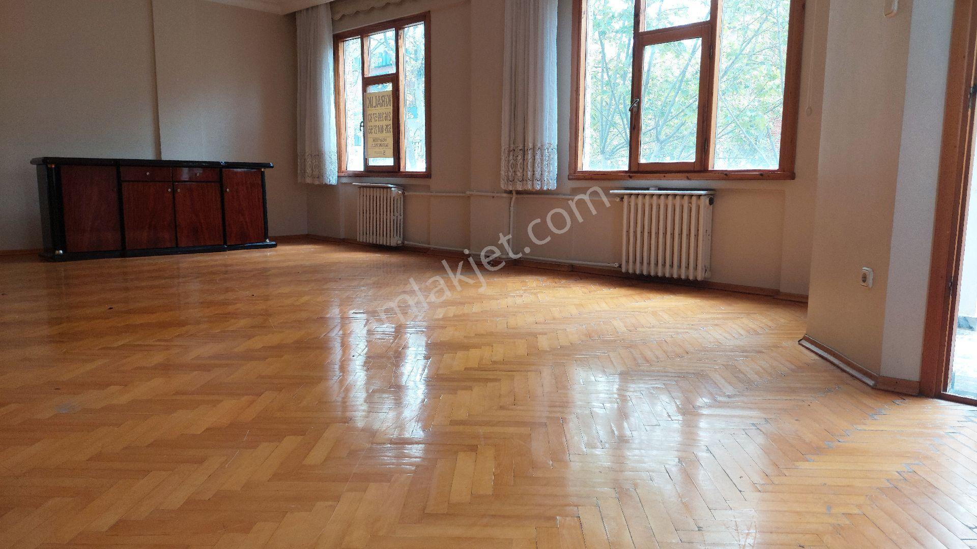 Feyzullah Mah Sahile 100m2 Mesafede 185m2 Kiralık Tribleks - Görsel 3