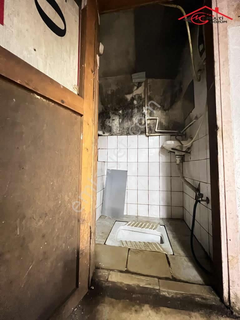 Yenibosna Zafer Mahallesinde Kiralık Dükkan Depo Atölye İmalathane - Görsel 9