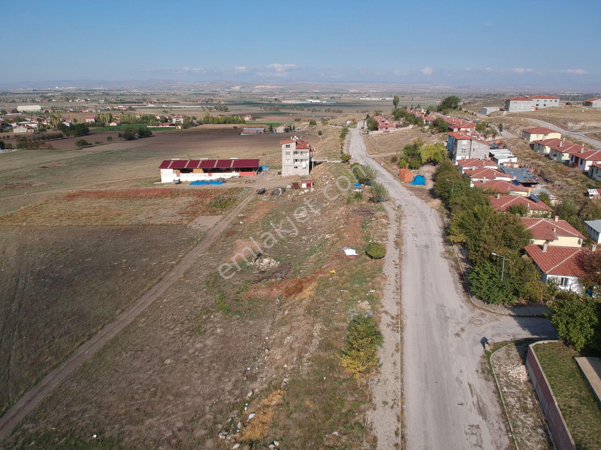 İlbey Emlaktan Şuhut Yolu Üzeri Çimento Fab Yakın Kiracılı - Görsel 11
