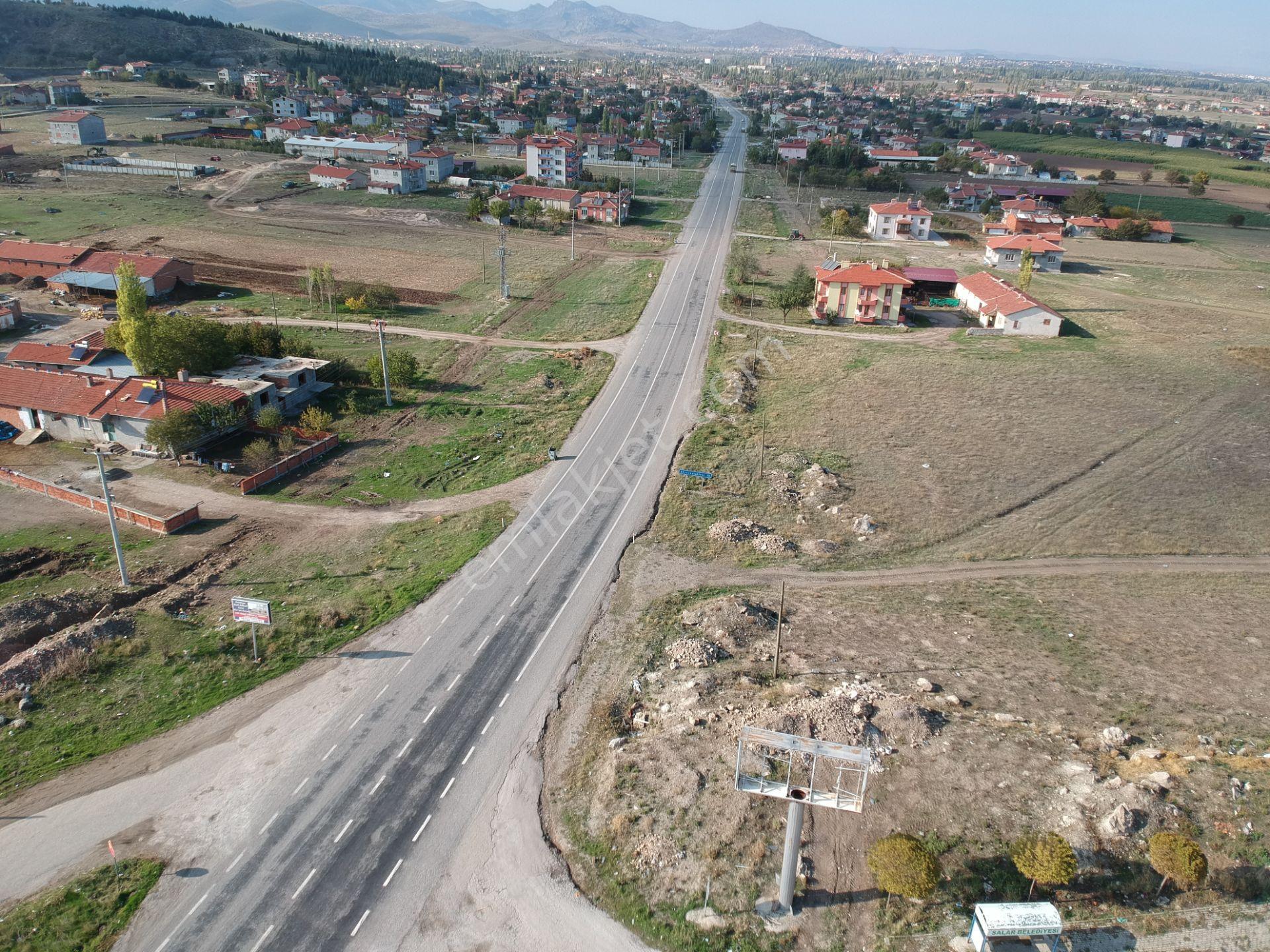 İlbey Emlaktan Şuhut Yolu Üzeri Çimento Fab Yakın Kiracılı - Görsel 18