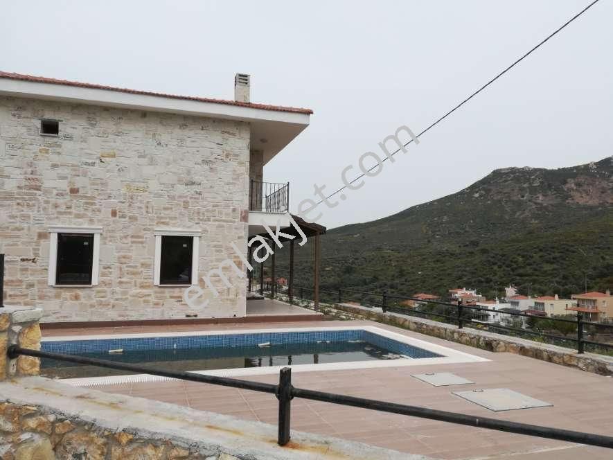 Emlakçıdan Foça 2+1 110 m2 400.000 TL Satılık Yazlık&hellip; 6979863