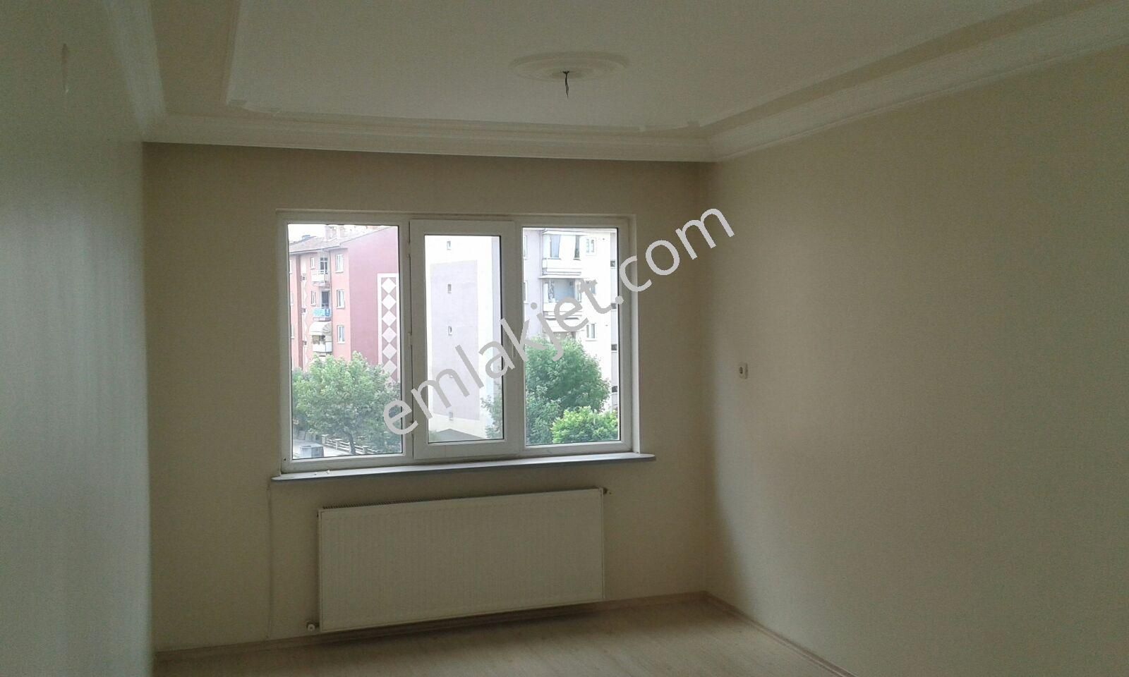 Akpınar Mahallesi Merkezi Metroya 100 Metre Kiralık Arakat Daire - Görsel 21