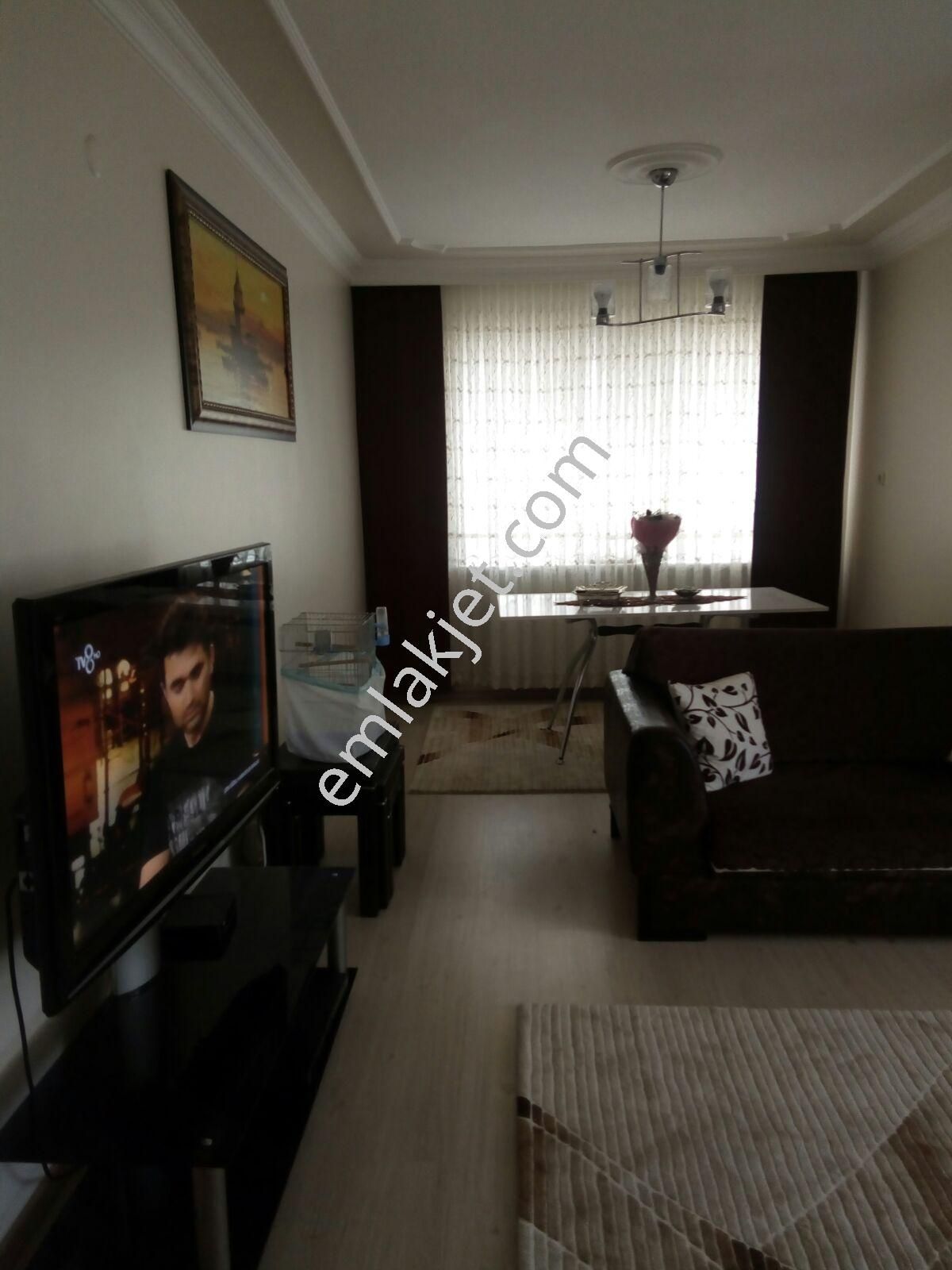 Akpınar Mahallesi Merkezi Metroya 100 Metre Kiralık Arakat Daire - Görsel 6