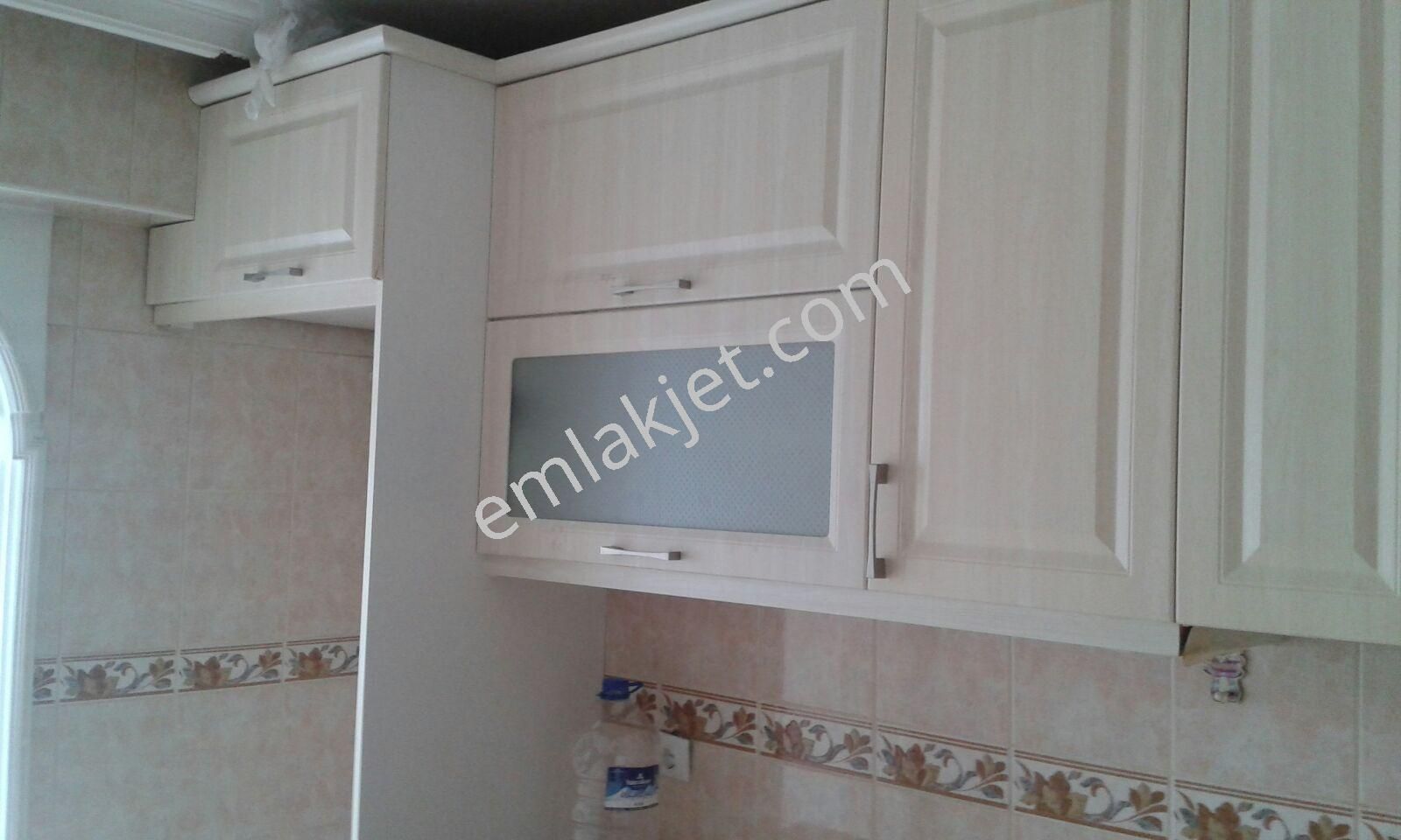 Akpınar Mahallesi Merkezi Metroya 100 Metre Kiralık Arakat Daire - Görsel 17