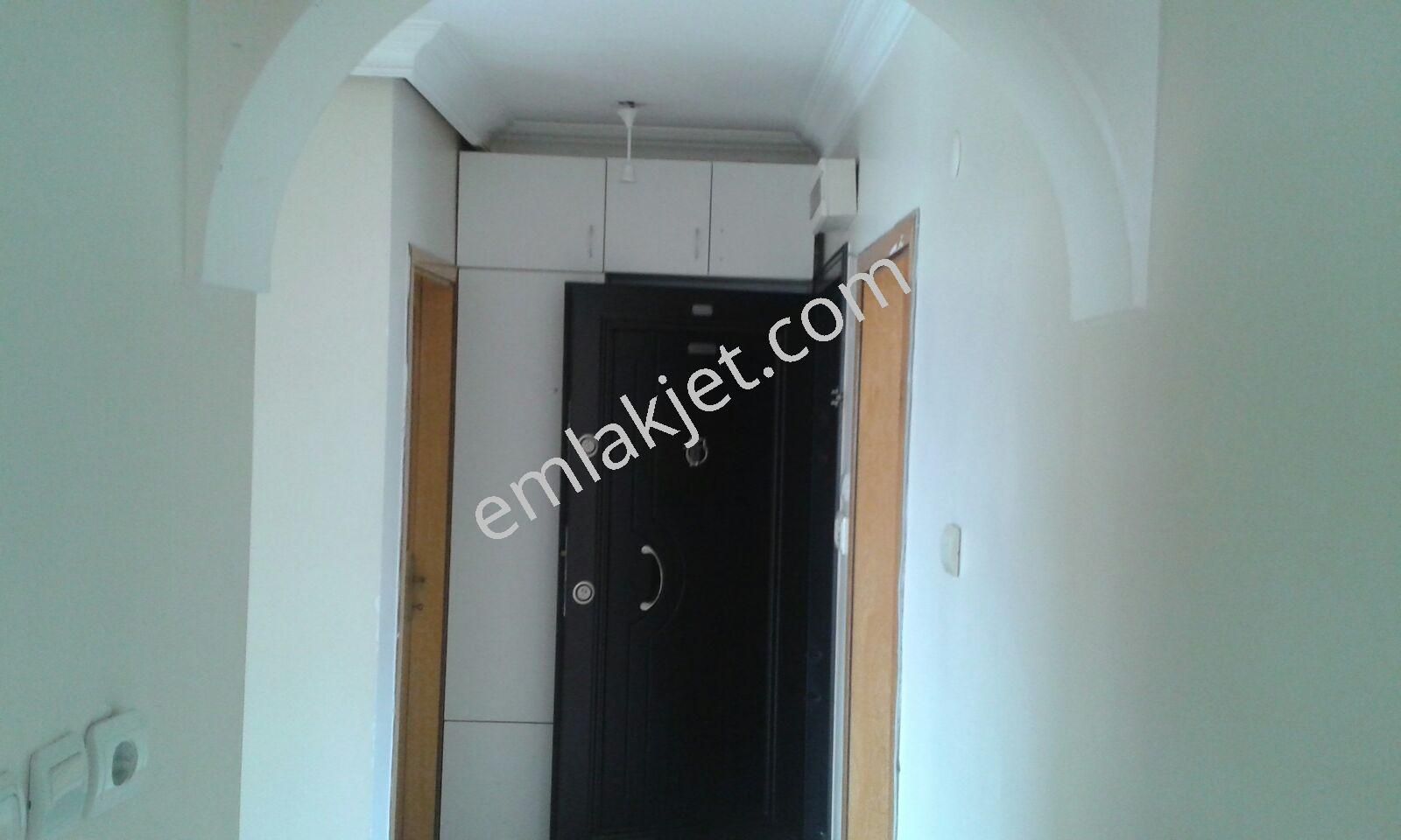 Akpınar Mahallesi Merkezi Metroya 100 Metre Kiralık Arakat Daire - Görsel 25