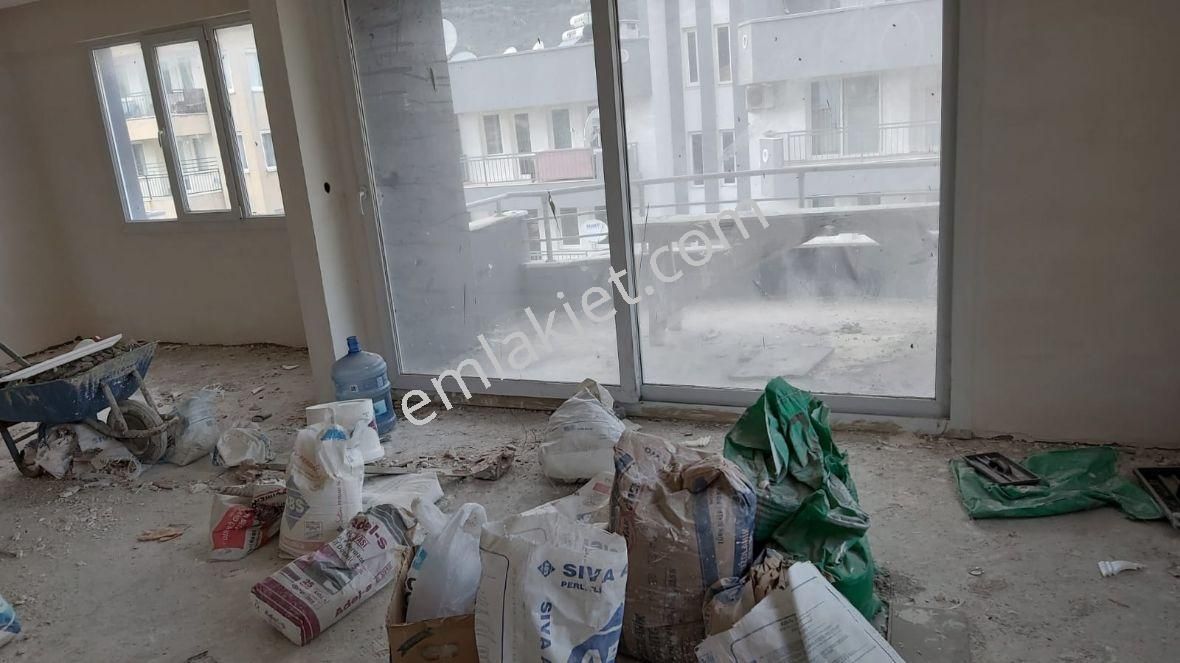 Emlakçıdan Aydın Söke Yenikent Mahallesi 3+1 Satılık Daire 355.000 TL