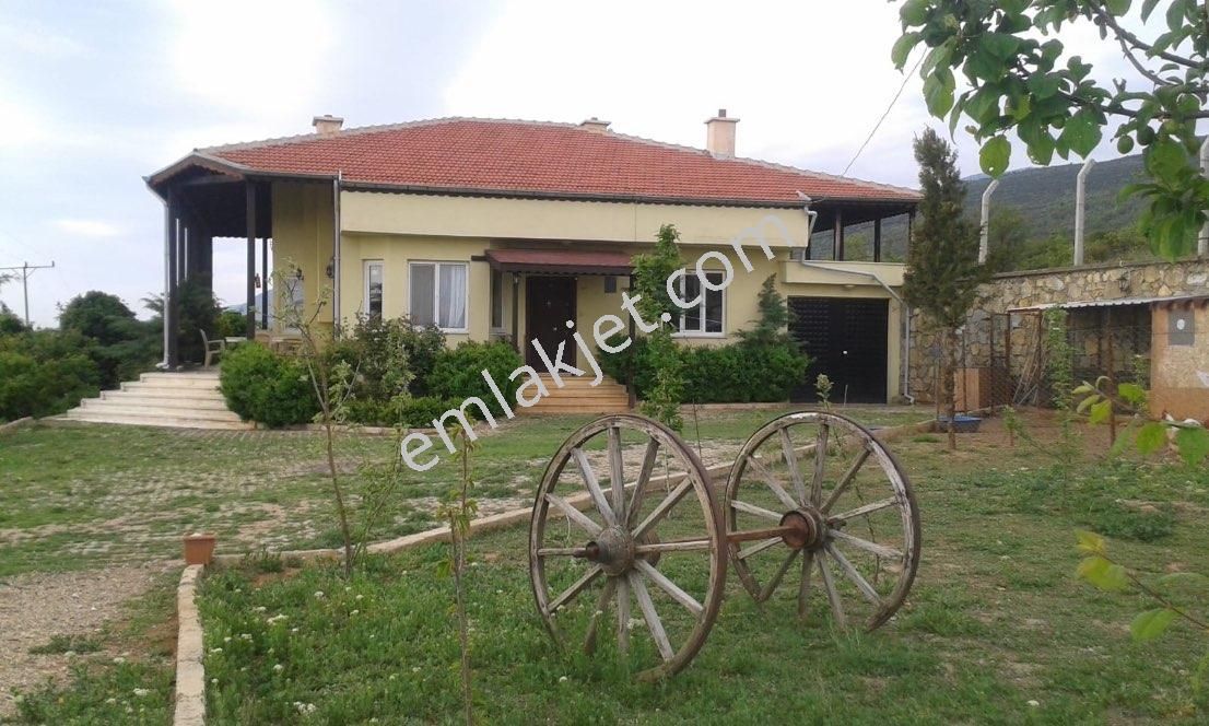 Akşehir Yeniköy Mahallesi Satılık Villa Emlakjet