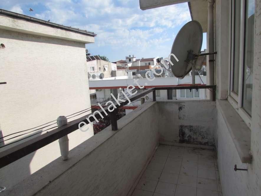 Emlakçıdan Balıkesir Edremit Altınkum Mahallesi 2+1 Günlük Kiralık