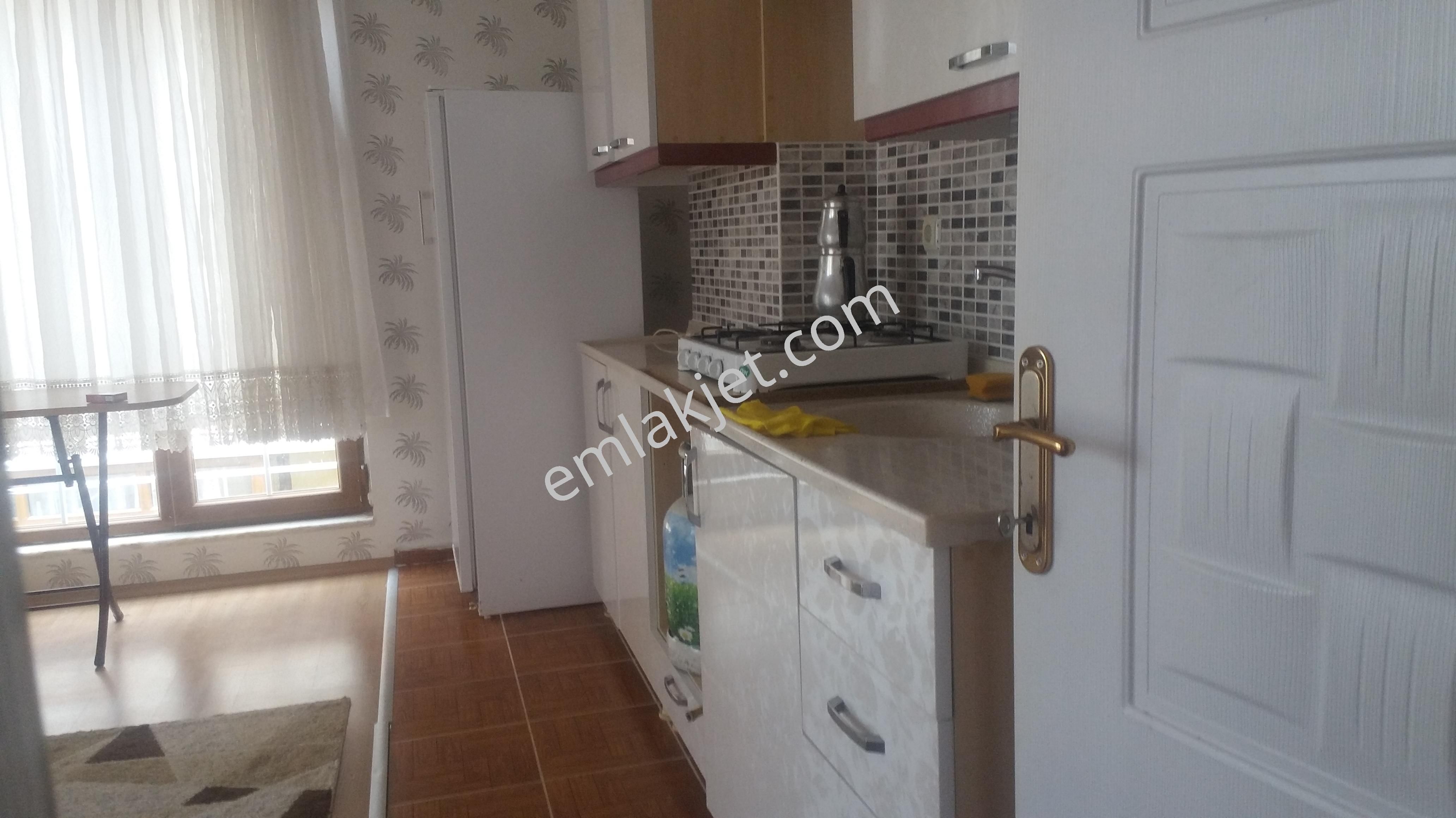 Emlakçıdan Sakarya Karasu Yalı Mahallesi Günlük Kiralık Daire 175 TL