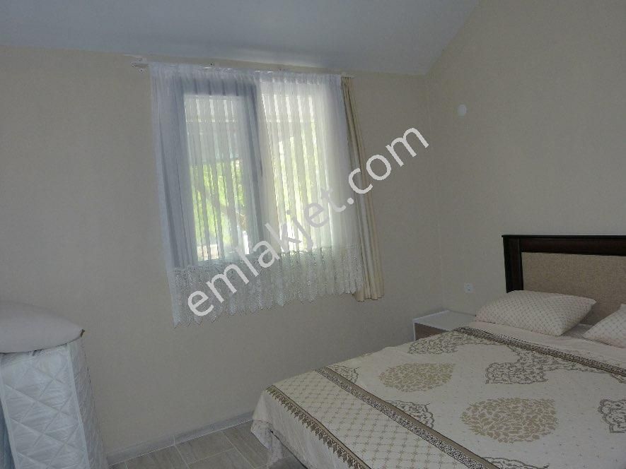 Emlakçıdan İzmir Karaburun Mordoğan Mahallesi 1+1 Kiralık Daire 300 TL