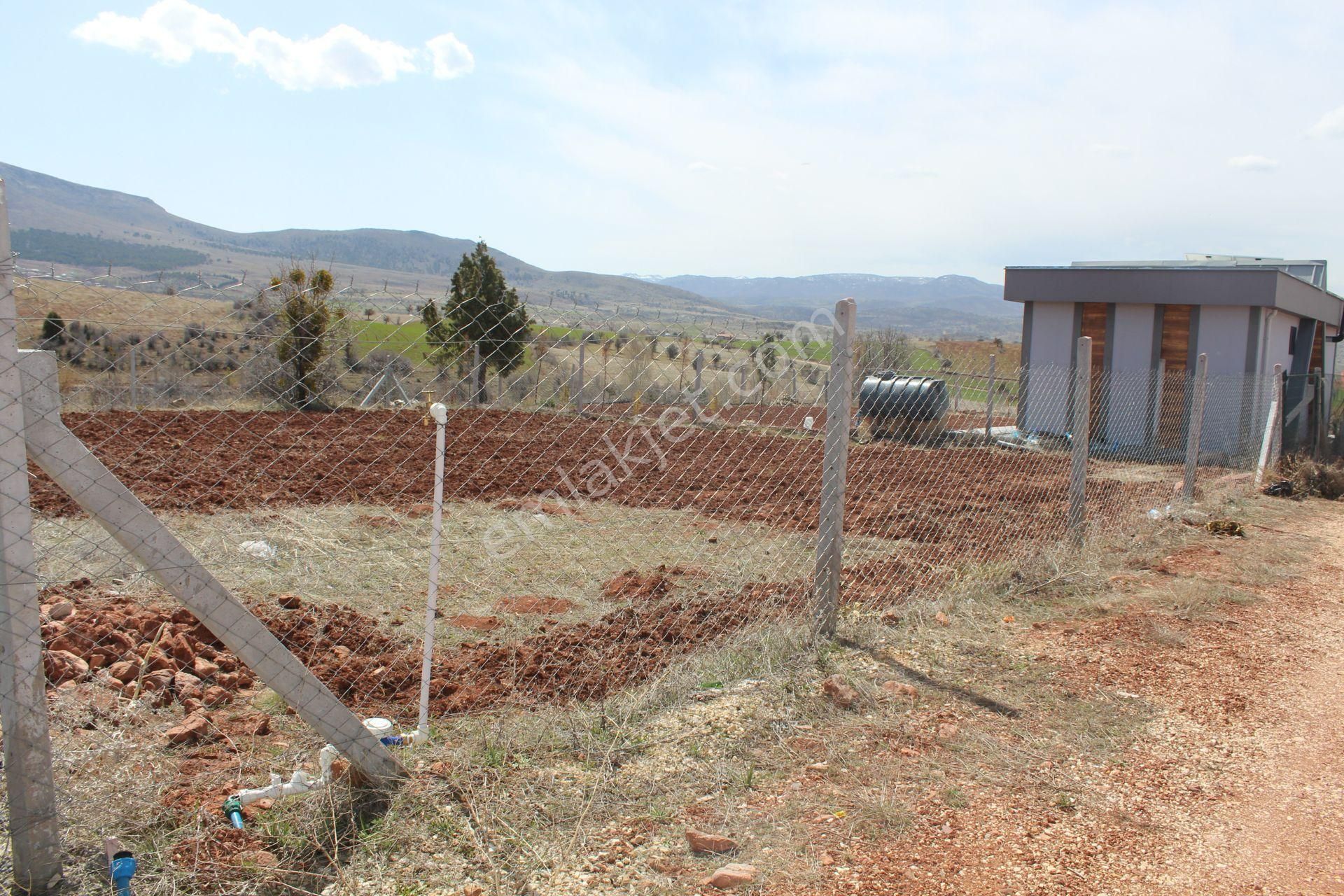 Kızılörende Emsalsiz Güzellikte Ana Yola Yakın Bahçe Sitesi - Görsel 4