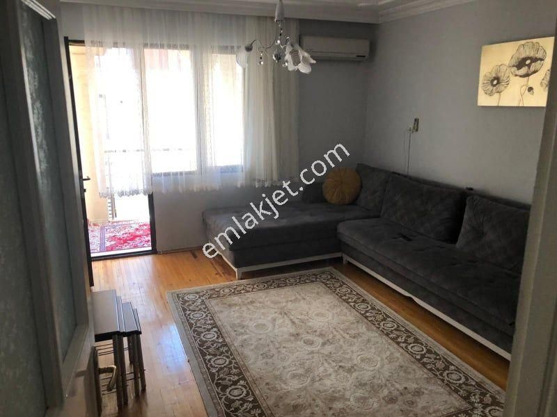 Emlakçıdan İzmir Buca Göksu Mahallesi 3+1 Satılık Müstakil 1.900.000 TL