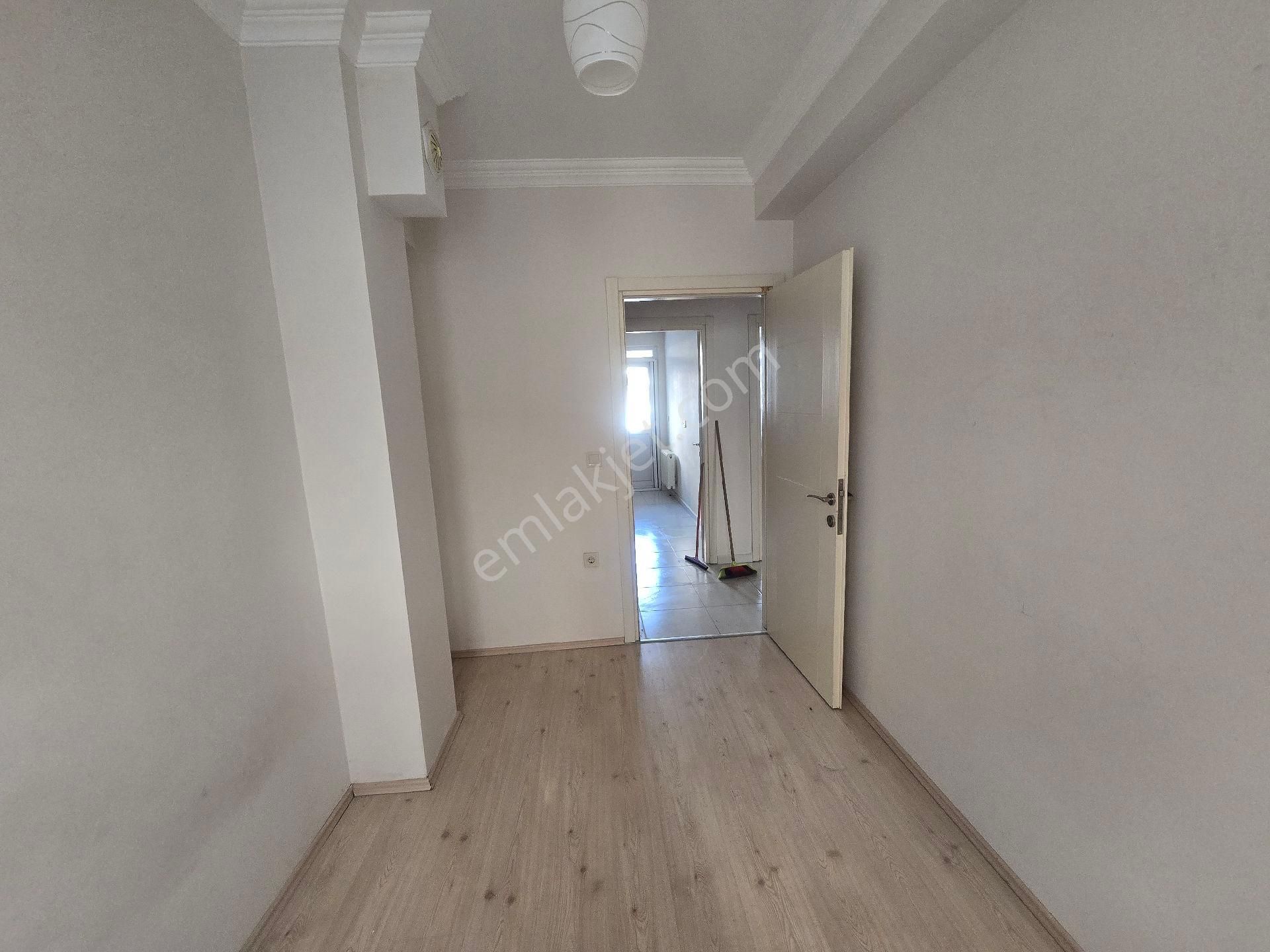 Çanakkale Han Emlak Otomotivden 2+1 Kiralık Daire 22500 Tl - Görsel 11