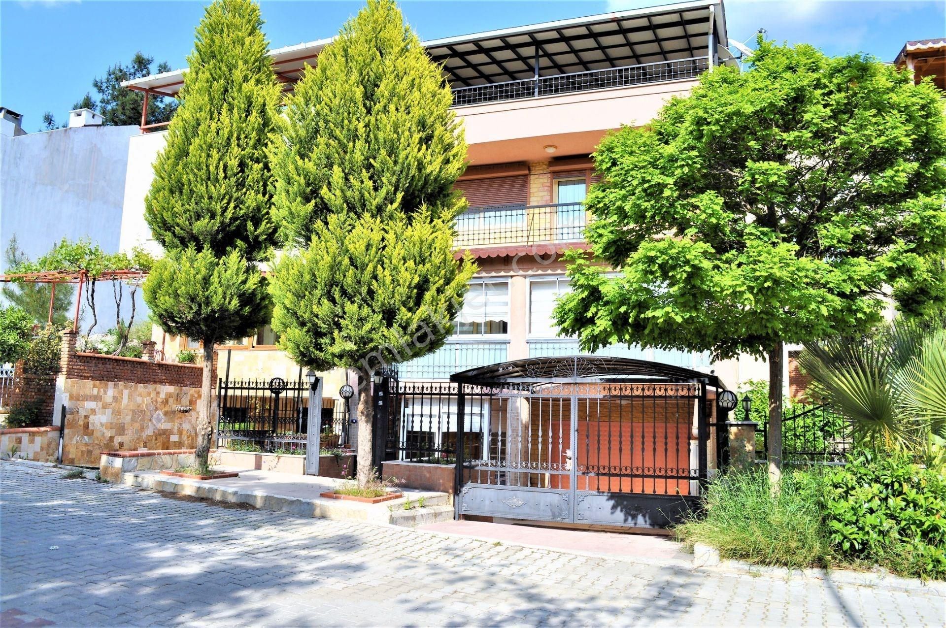 Izmir Bornova Profesorler Sitesi Yakini 5 2 Satilik Super Luks Villa Portfoy Satilik Villa Mustakil Yazlik