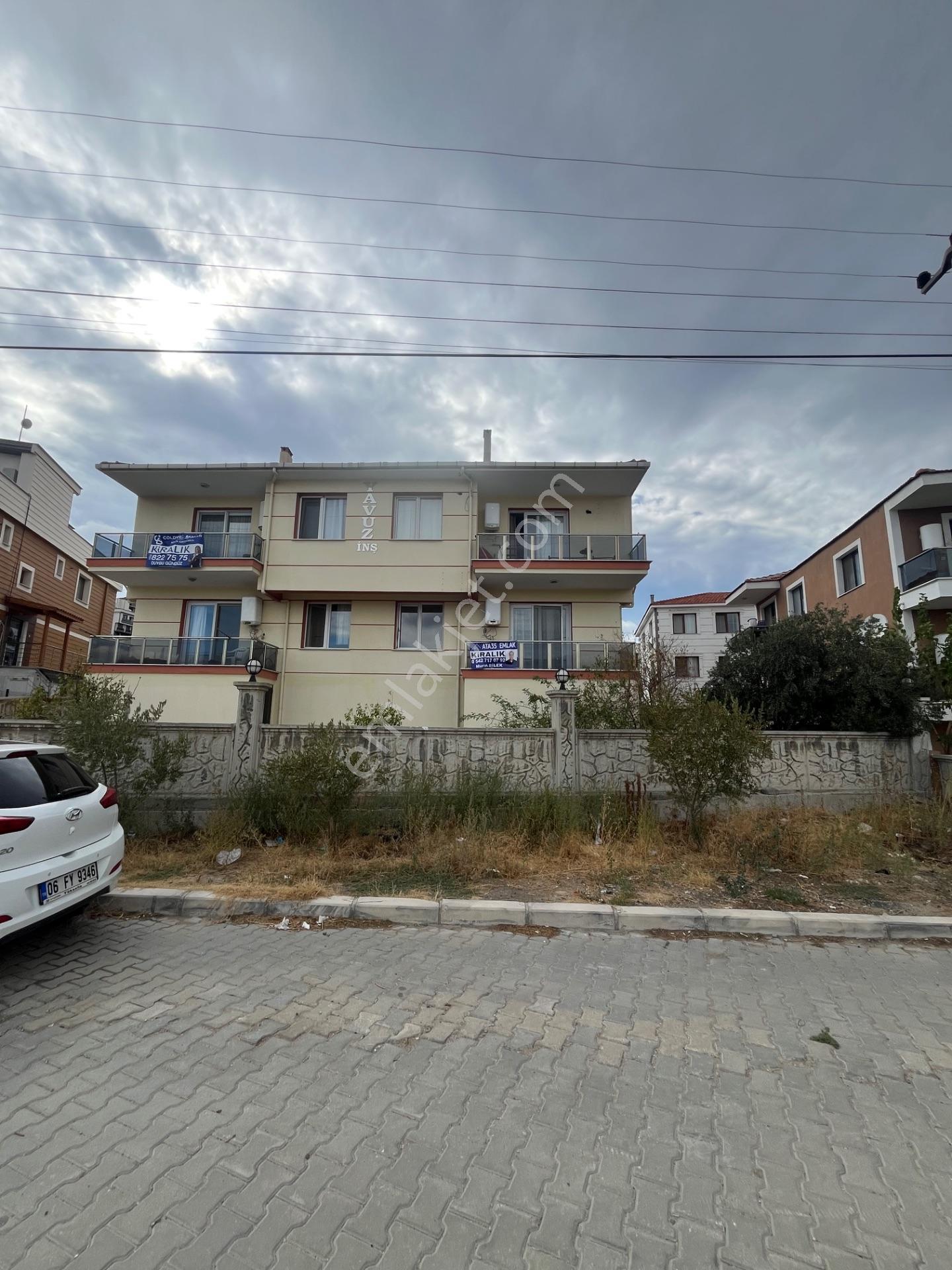 Foça Bağarasında Güzel Konuma Sahip Satılık 2+1 Fırsat Daire - Görsel 25