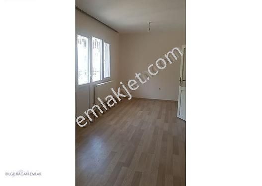 Bornova Kızılay Kiralık Daire KIZILAYDA ĶİRALIK DOĞALGAZLI DAİRE