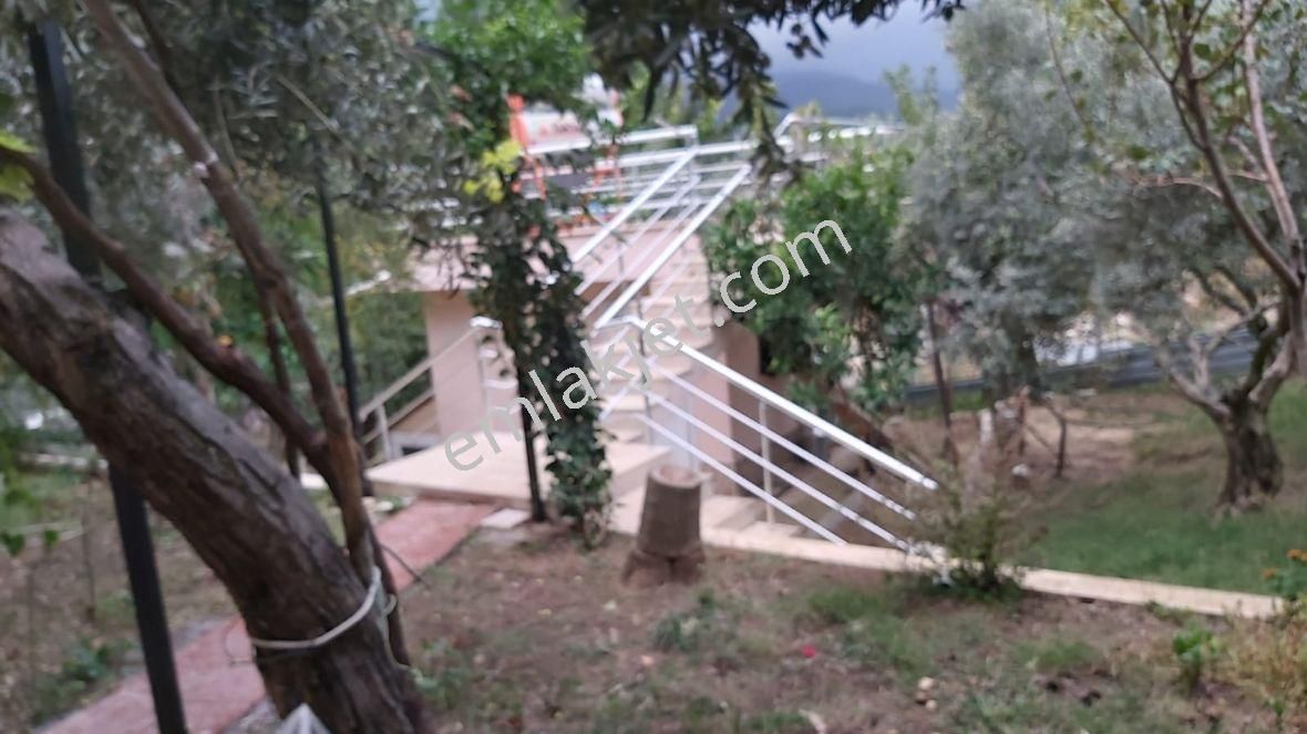 Emlakçıdan Aydın Söke Ağaçlı Mahallesi 2+1 Satılık Çiftlik Evi 2.750