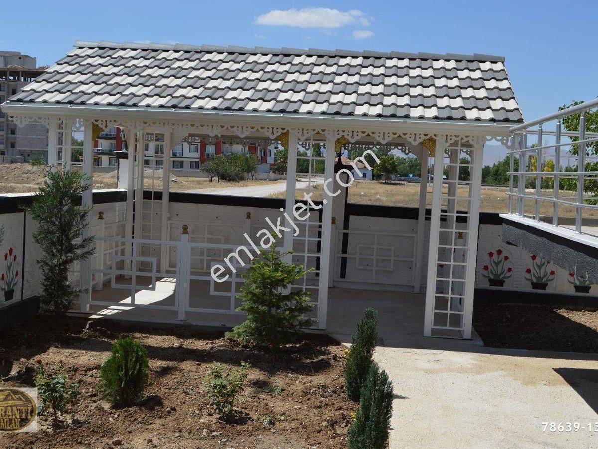 Emlakçıdan Konya Ereğli Cahı Mahallesi 3+1 Satılık Müstakil 790.000 TL