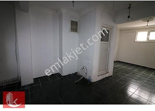 Atatürk Mahallesinde 150m2 Satılık Dükkan - Görsel 4