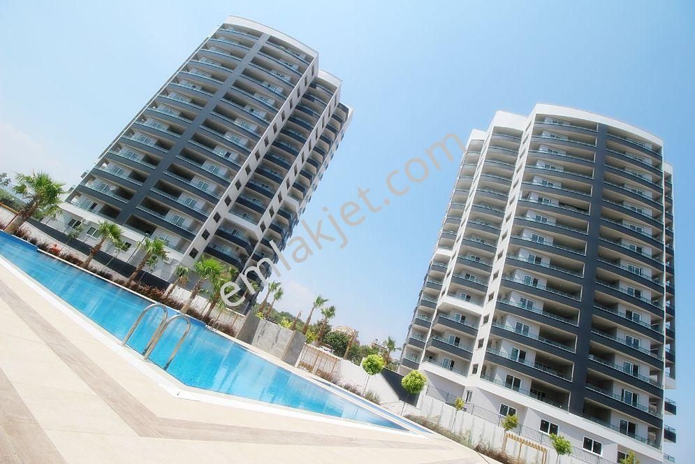 Emlakçıdan Mersin Yenişehir Çiftlikköy Mahallesi 2+1 Kiralık Daire 1.