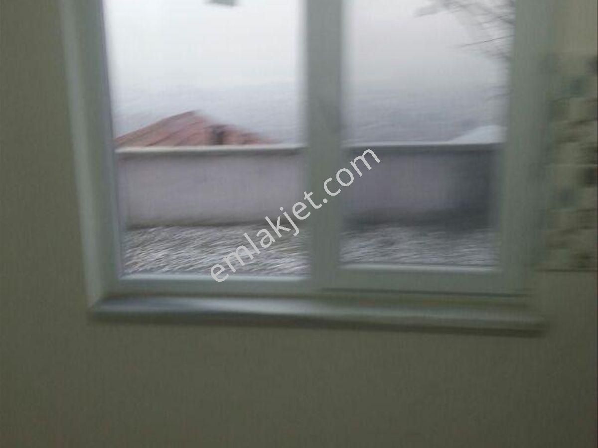 Emlakçıdan Bursa Yıldırım Karaağaç Mahallesi 3+1 Satılık Müstakil 320