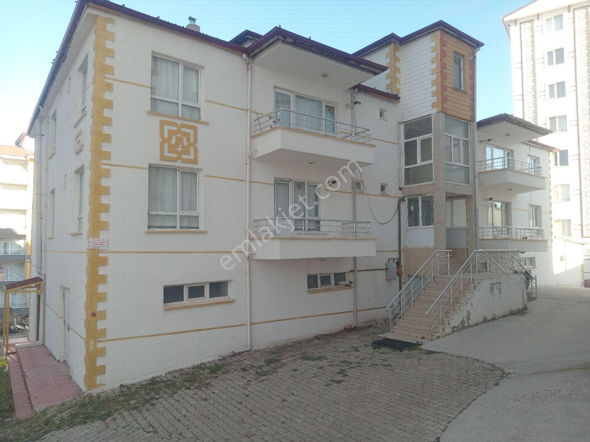 Yozgat Merkez Şeyh Osman Kiralık Daire Üniversite Yolunda Ekonomik Eşyalı 1+1 Kiralık Daire