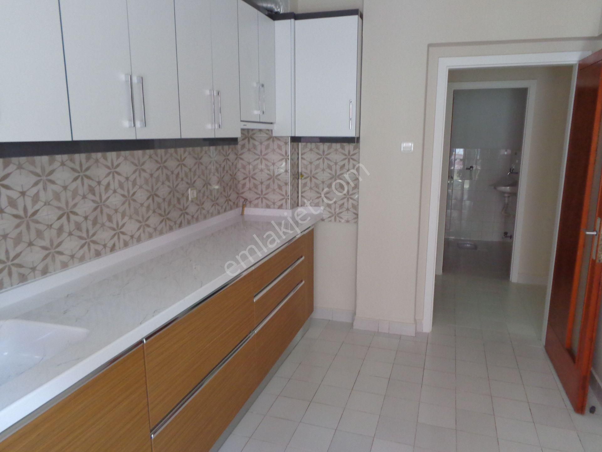 Gökçe Karataş Okulu Arkası, 2.kat ,2+1+kiler, Kombili,85 M2 - Görsel 34