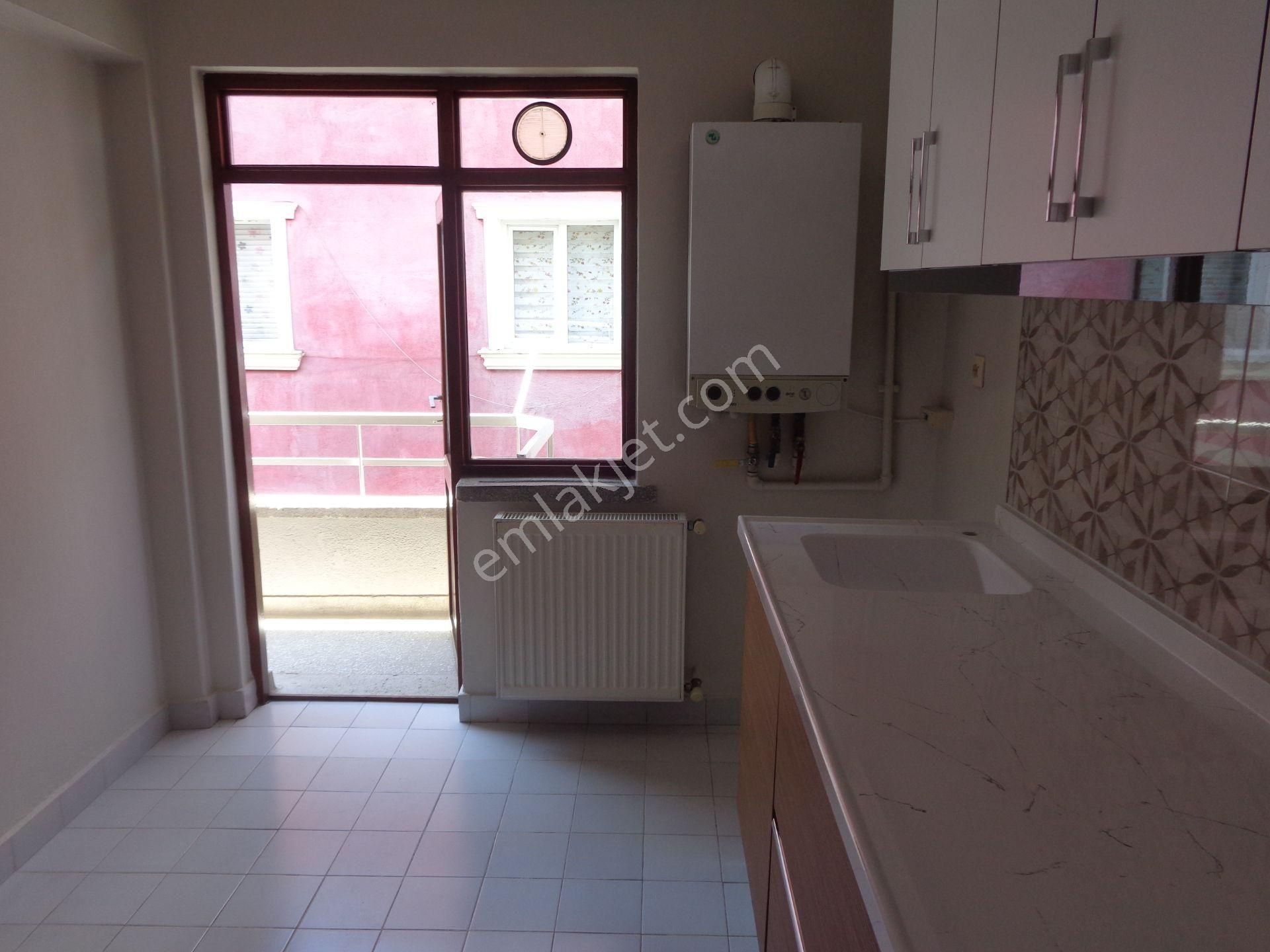 Gökçe Karataş Okulu Arkası, 2.kat ,2+1+kiler, Kombili,85 M2 - Görsel 17