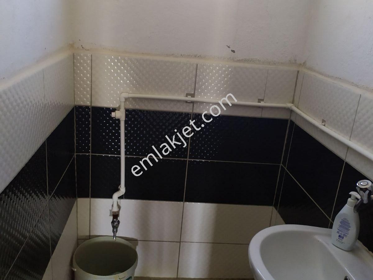 Emlakçıdan Ankara Mamak Kıbrısköy Mahallesi 2+1 Satılık Köy Evi 185.000