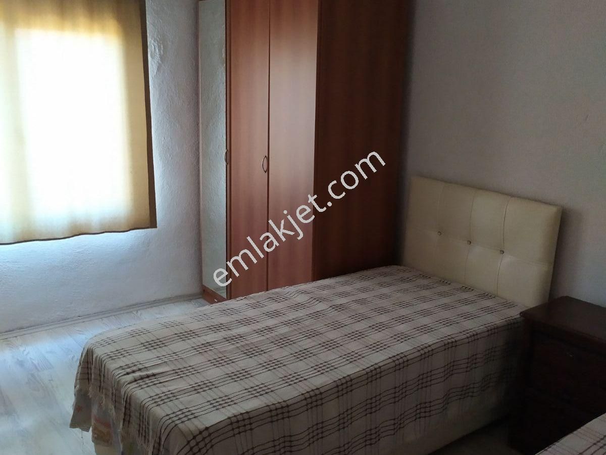 Emlakçıdan Ankara Mamak Kıbrısköy Mahallesi 2+1 Satılık Köy Evi 185.000