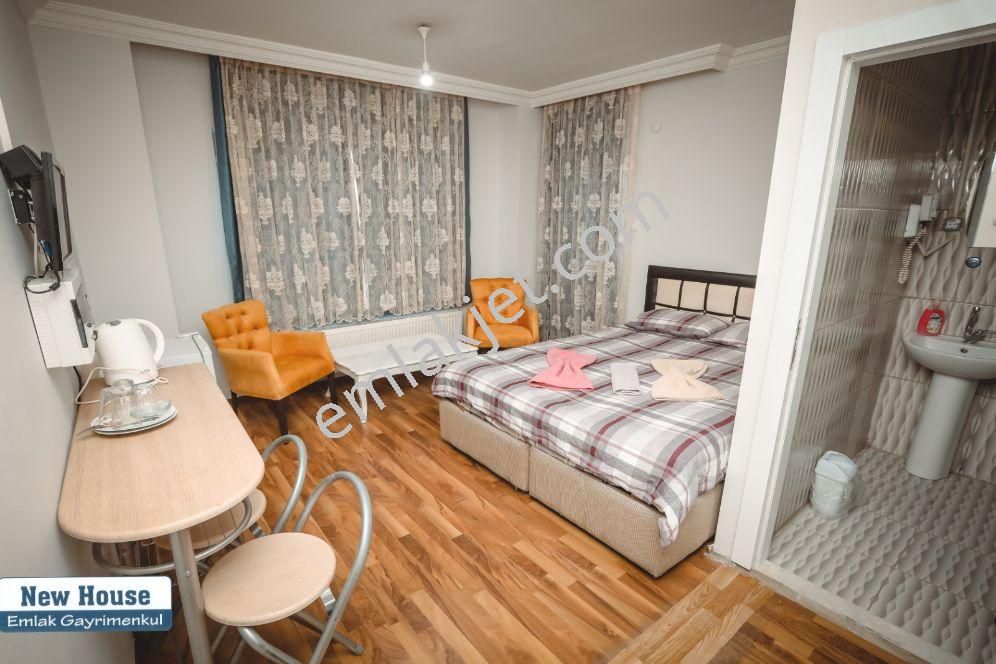 Emlakçıdan Ankara Keçiören Aşağı Eğlence Mahallesi 1 Oda Günlük Kiralık