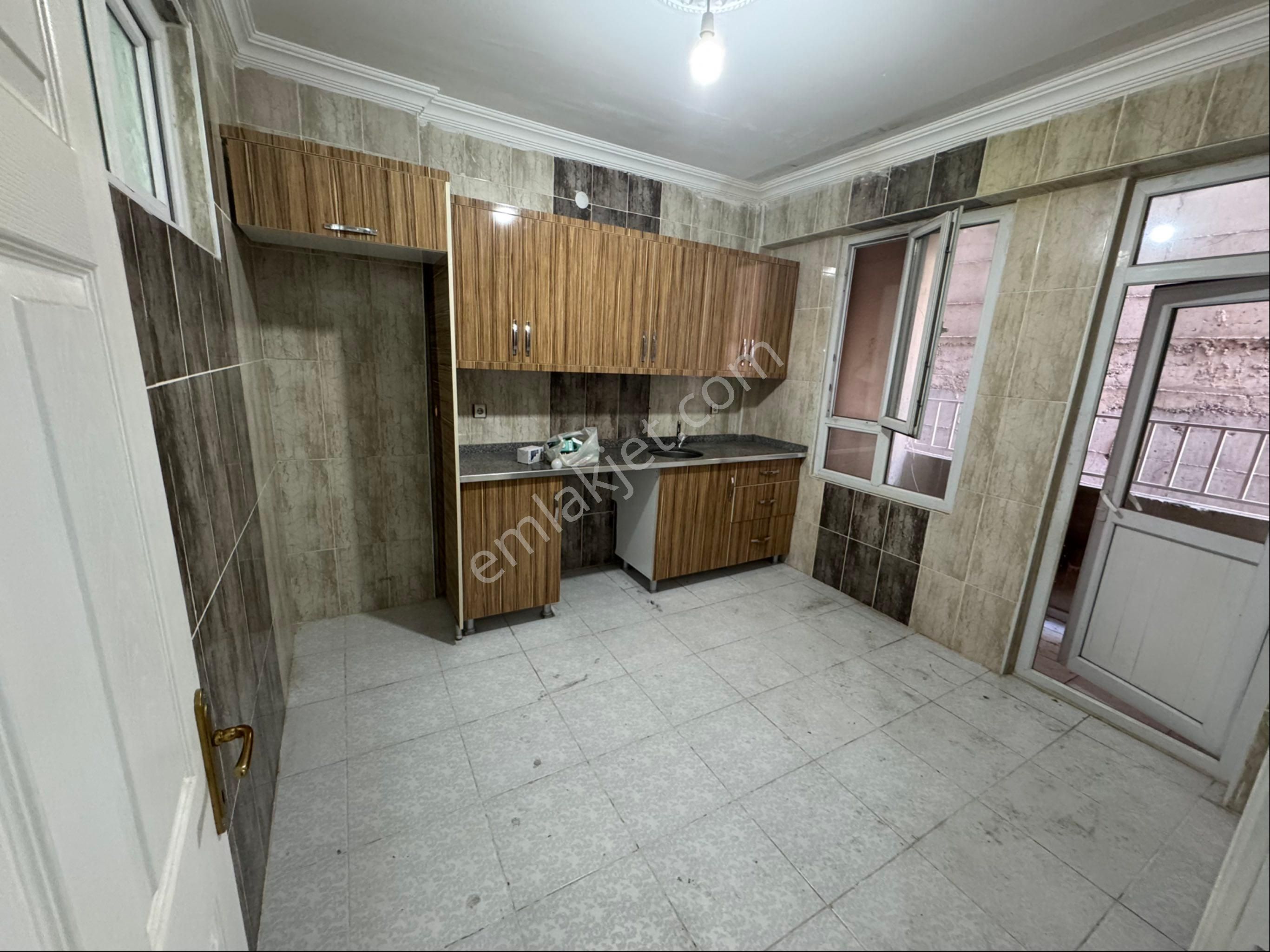 Kiralık 3+1 Daire - Görsel 3