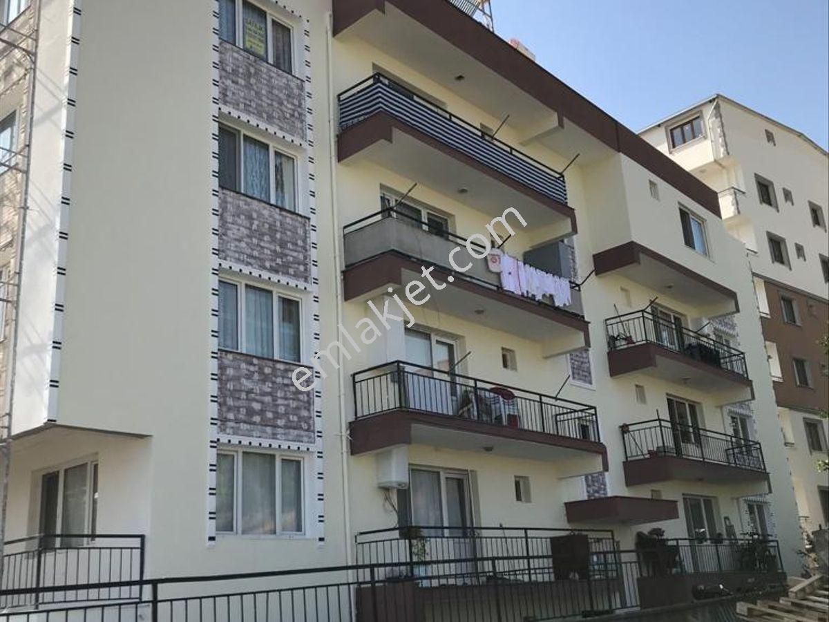 Emlakçıdan İzmir Aliağa Siteler Mahallesi 3+1 Satılık Daire 280.000 TL