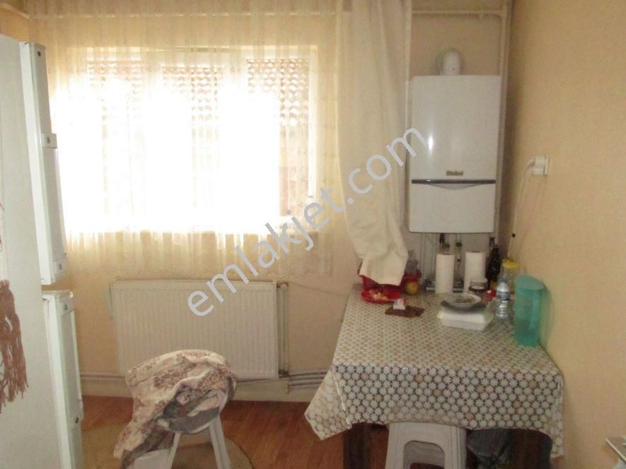 Emlakçıdan Bursa Osmangazi Hamzabey Mahallesi 5+2 Satılık Müstakil 360.