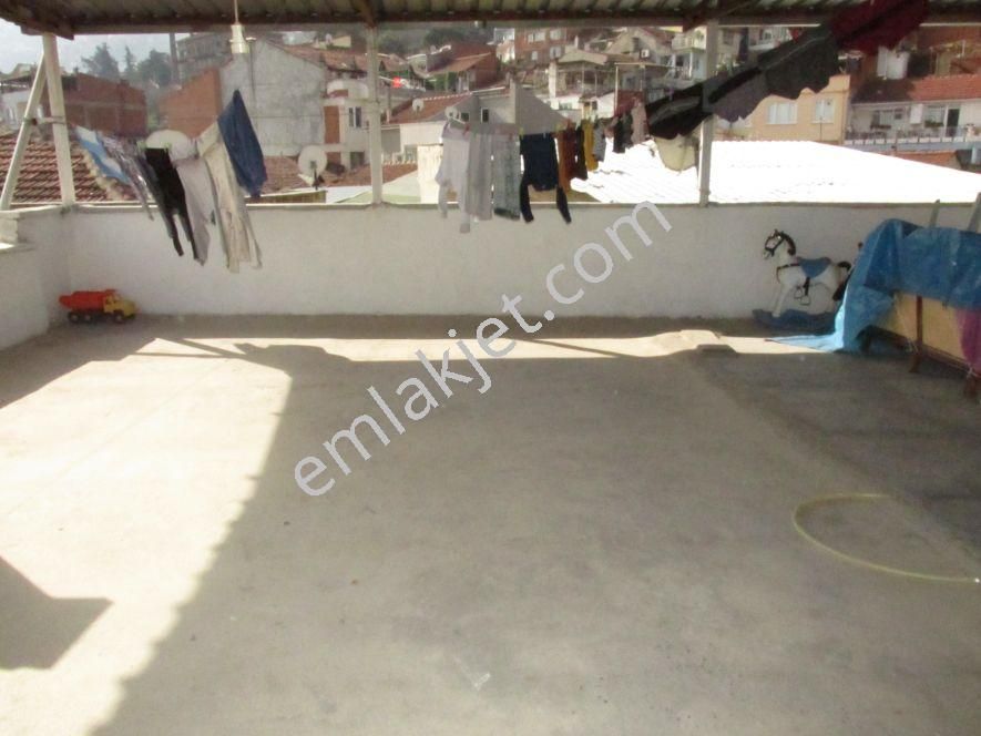Emlakçıdan Bursa Osmangazi Hamzabey Mahallesi 5+2 Satılık Müstakil 360.