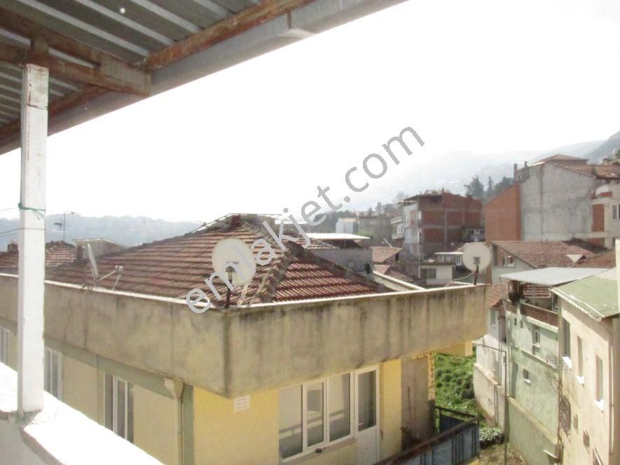 Emlakçıdan Bursa Osmangazi Hamzabey Mahallesi 5+2 Satılık Müstakil 360.