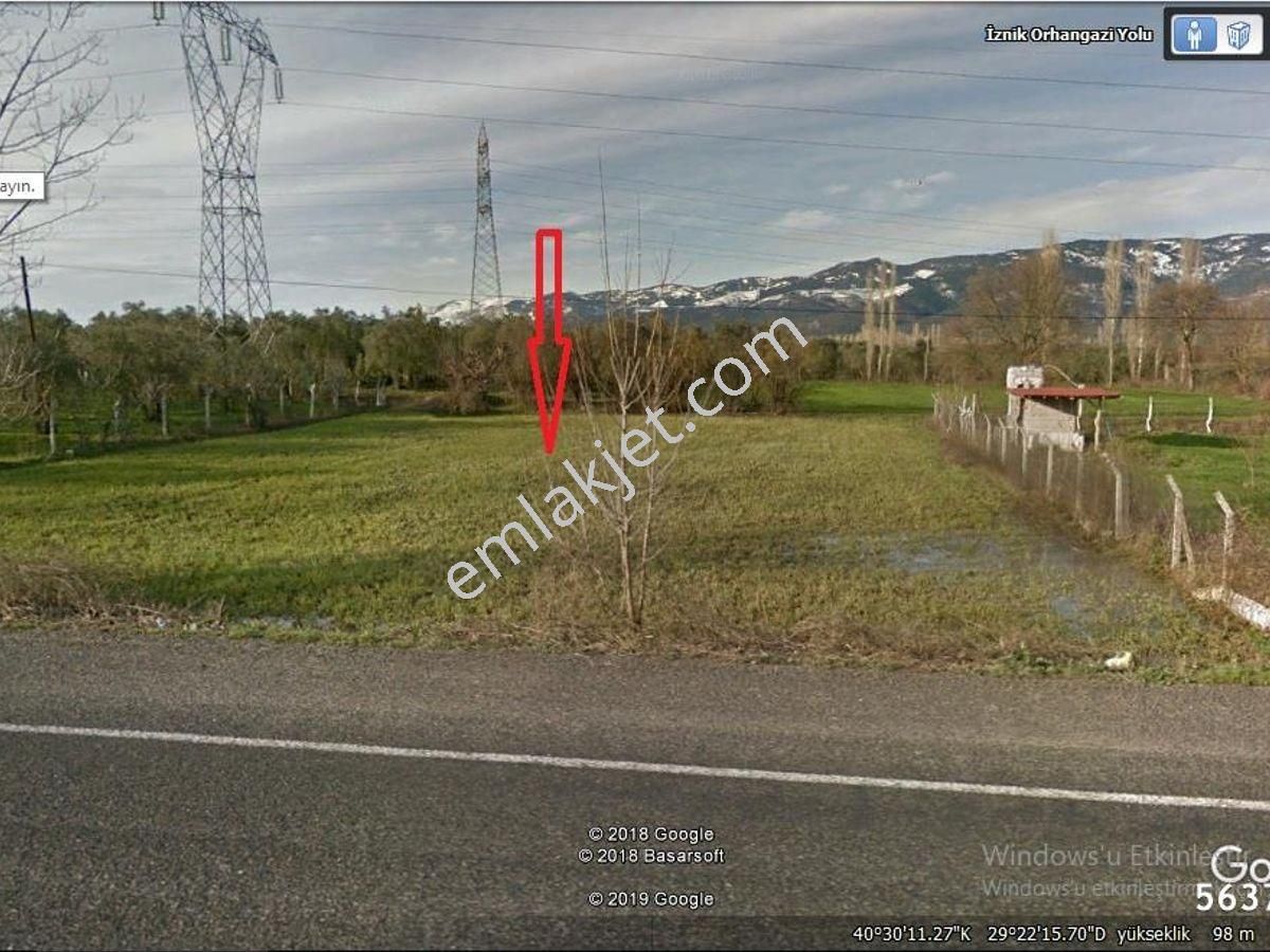 Uzmanlar'dan Satılık Arazi 1705 M2 Bursa Orhangazi Yeniköy De