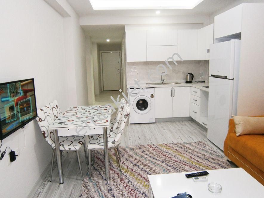 Emlakçıdan Aydın Kuşadası Kadınlar Denizi Mahallesi 1 Oda Günlük