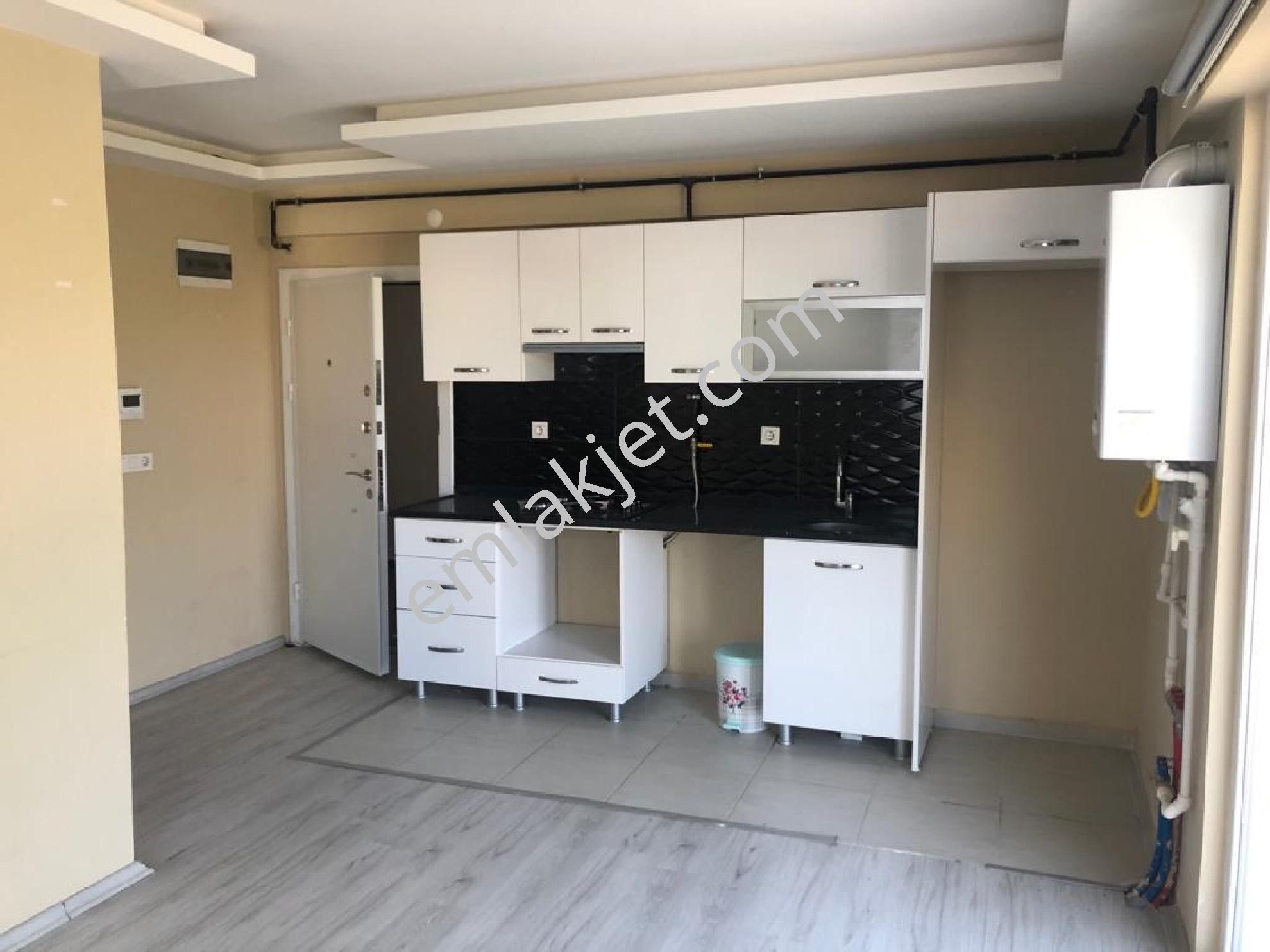 Emlakçıdan Edirne Edirne Merkez Şükrüpaşa Mahallesi 1+1 Kiralık Daire 1