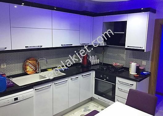 Buca Yıldız Günlük Kiralık Daire İzmir Bucada Çok Uygun Fiyata Günlük Kiralık Lüks Daire +wifi