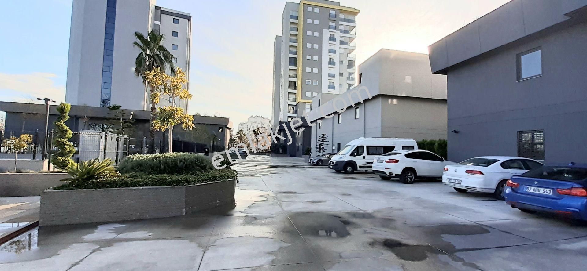 Emlakçıdan Antalya Muratpaşa Fener Mahallesi 2+1 Kiralık Daire 5.000 TL